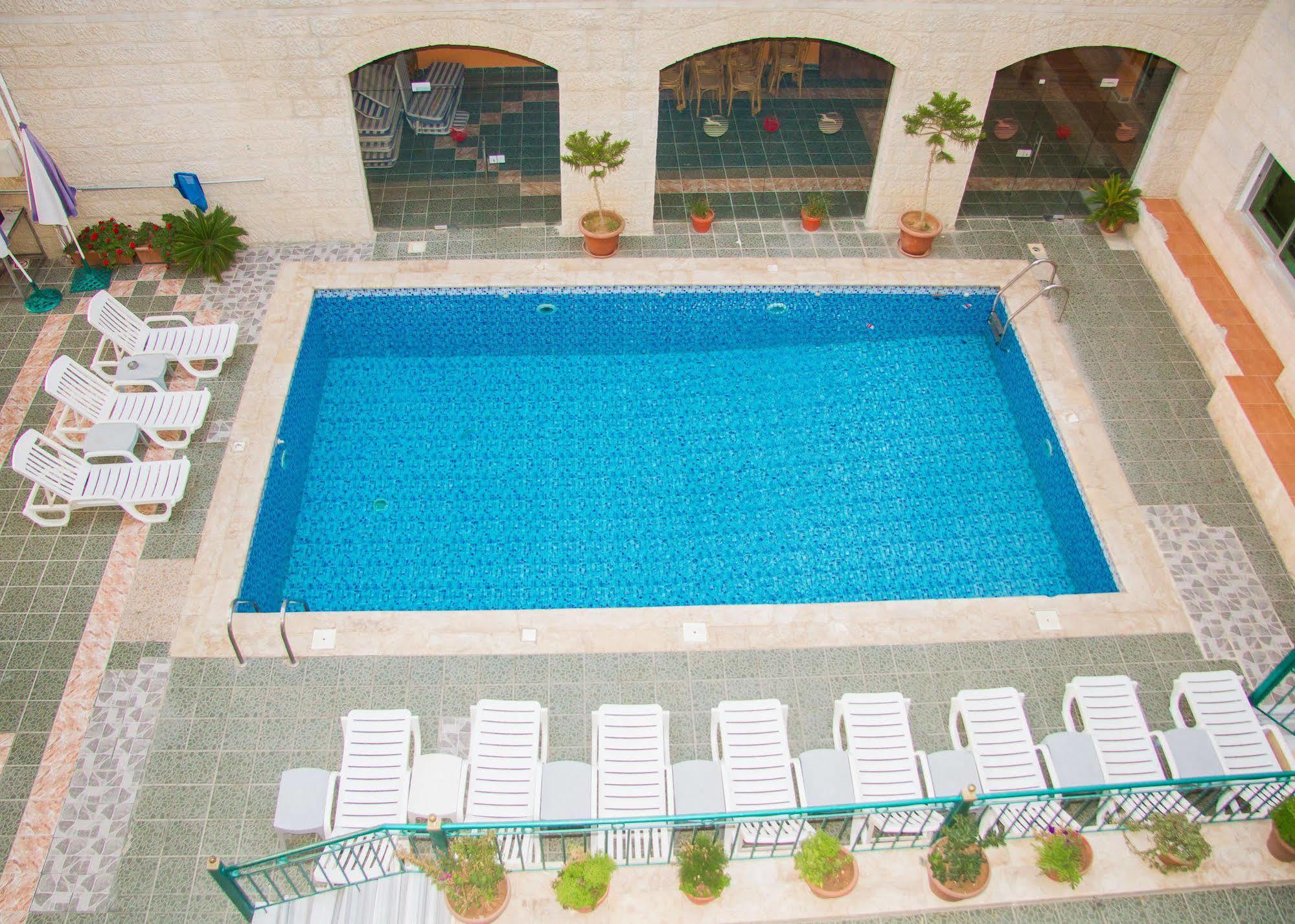 Al Anbat Hotel&Restaurant Wadi Musa Exterior foto